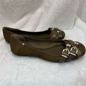 Gianni Bini Army Green Flats